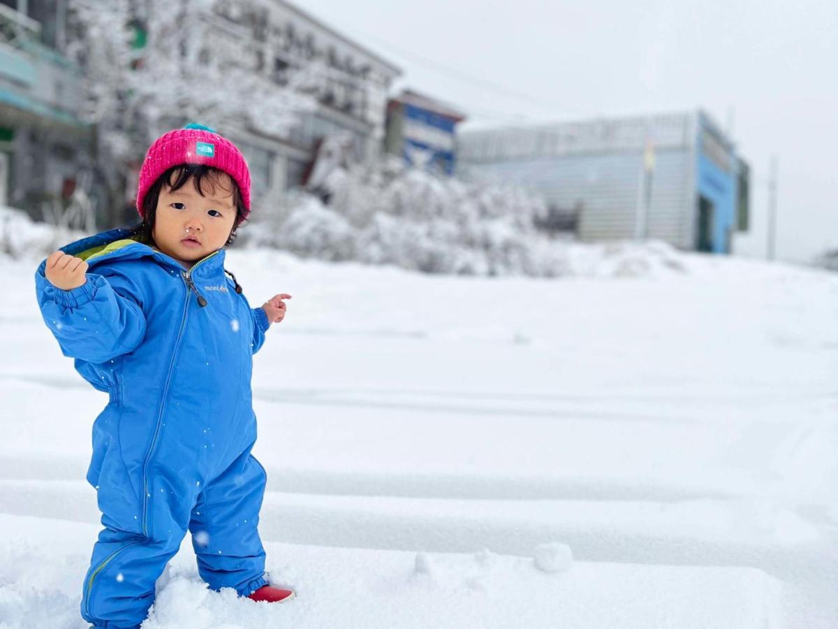 Ishiuchi Ski Center Minamiuonuma Esterno foto